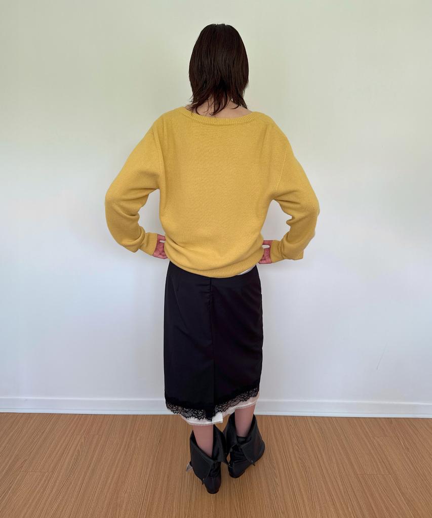 DIAGONAL V Neck Basic Knit (Yellow)