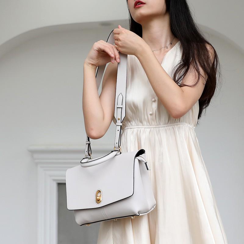 Large Capacity Womens Genuine Leather Tote Bag Urban Minimalist Shoulder Handbag Daily Commute