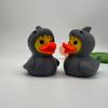 Huaqianguhh 3D-gedruckte Hai-Enten-Figur, Niedliche Gelbe Und Coole Kopfbedeckungs-Ornamente, Mini-Schreibtisch-Spielbare Dekoration für Zuhause und Büro