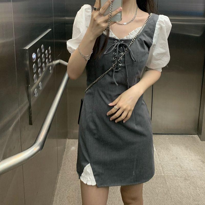 Dress women's short sleeves 2026 summer new sweet and spicy style gray slim splicing design fake two-piece short skirt