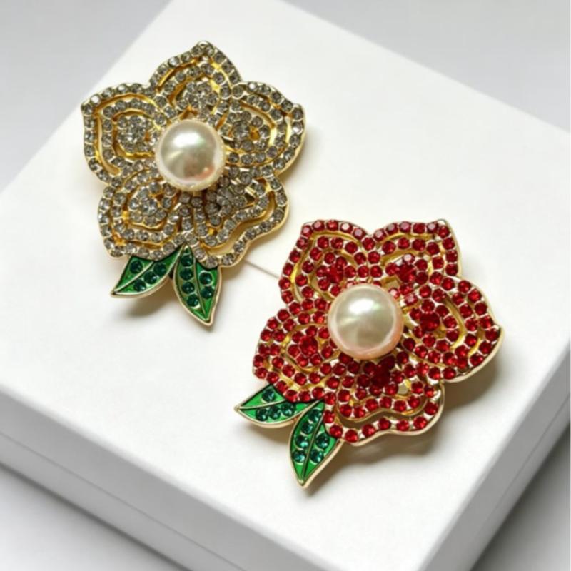 Trendy New Flowers Women Brooch Luxurious High-End Floral Pearl Pins Fashion Female Party Coat Dress Scarf Accessories Jewelry
