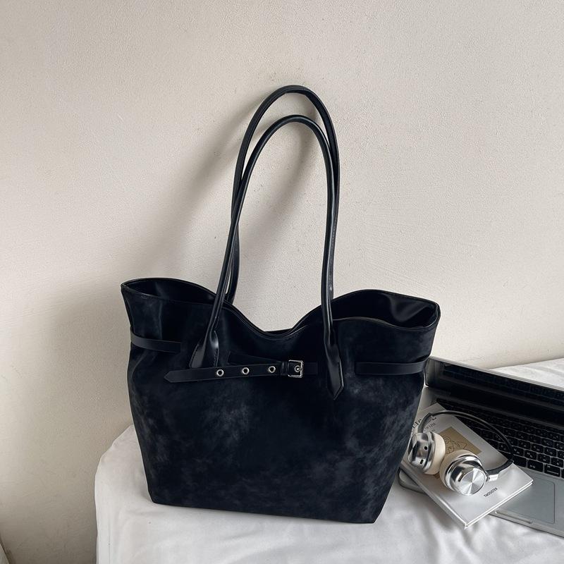 Retro Casual Large-capacity Underarm Bag Women's 2025 New Suede Tote Bag Simple Shoulder Commuter Bag