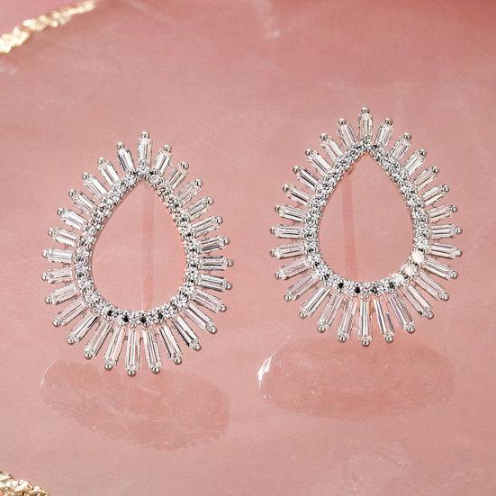 1 Paire de Boucles d'Oreilles Goutte pour Femmes, Boucles d'Oreilles Puces Épaisses, Bijoux Boucles d'Oreilles Pendantes Légères Cadeau pour Banquet Quotidien Danse