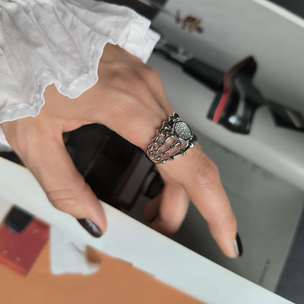 Silver Ring with Cubic Zirconia, Item Weight 7.21 G (2198239)