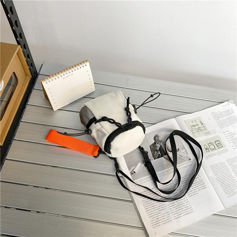 

Change bag, hanging bag, mini shoulder bag, small backpack, earphone bag, mobile phone bag, women s and boys small satchel, men s messenger bag. белый