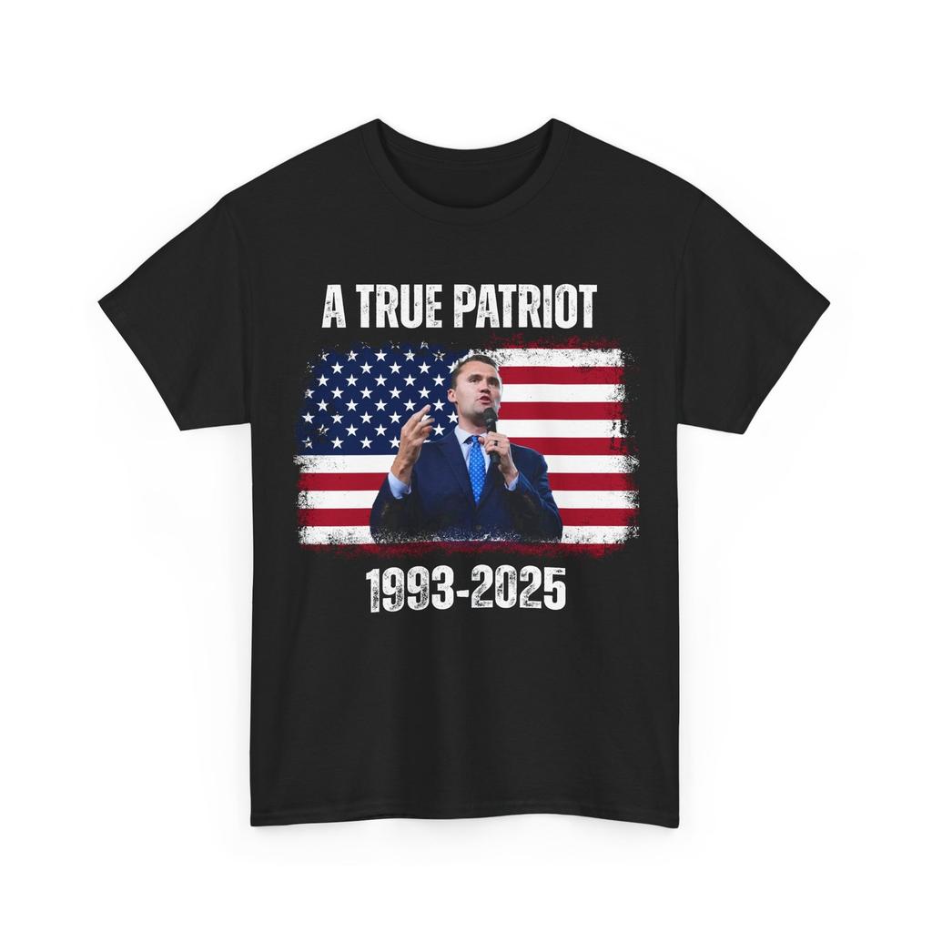 Maglietta Charlie Kirk, Vero Patriota 1993-2025 Rip Memorial Maglietta Bandiera Americana