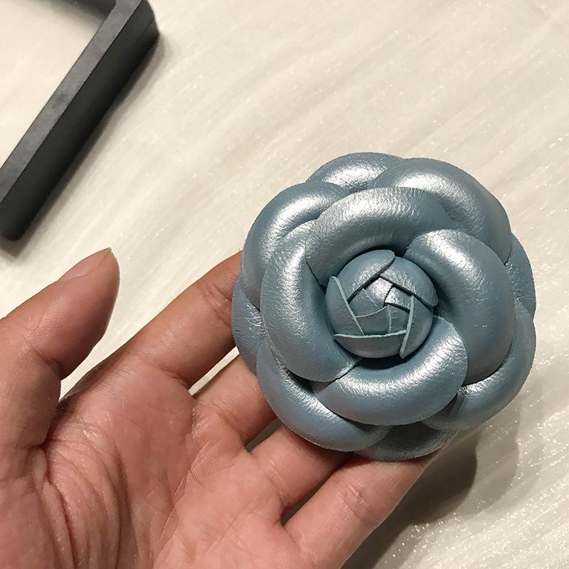Luxury Camellia Leather Flower Brooch - Elegant Handmade 3D Corsage Pin for Women