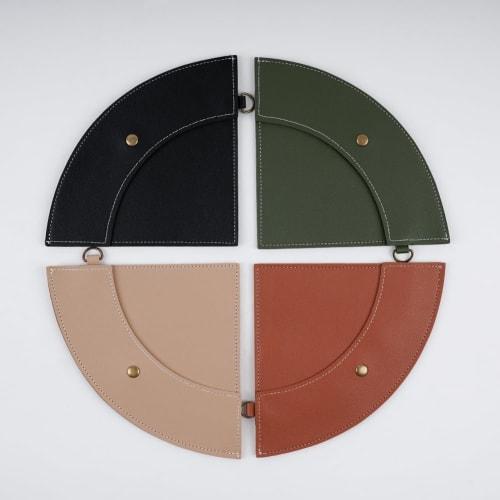 Watchget Coffee Filter Case for Paper Filters, 1-2 Cups/1-4 Cups, PU Leather, Conical/Trap Shape, Black, for Outdoor Camping