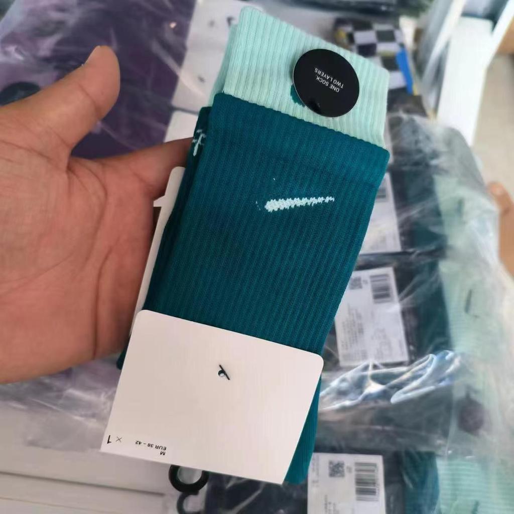Su Wan Naike Si Double-Layer Color Block High Tube Thick Terry Sports Socks