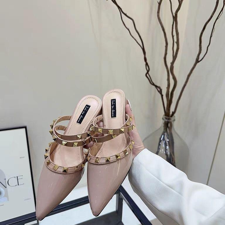 Korean version of heightening wind and summer, rivets, pointed heads show legs, long cool slippers, thick heels, baotou, half slippers, sexy