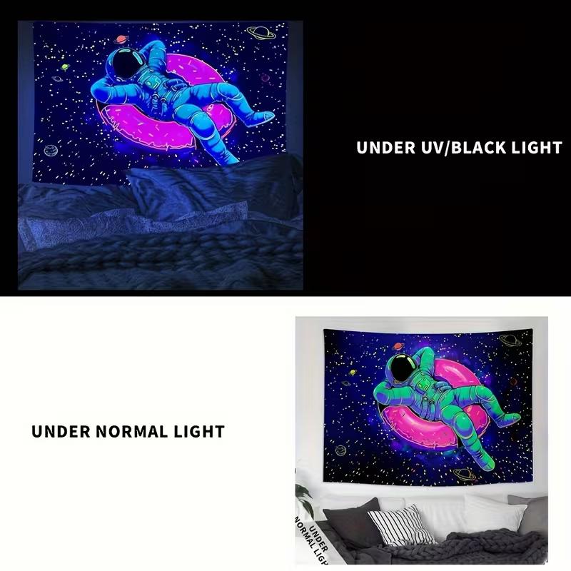 Tapisserie Astronaute Galaxie Trippy 2D, Tapisserie Fluorescente UV pour Chambre d'Étudiant