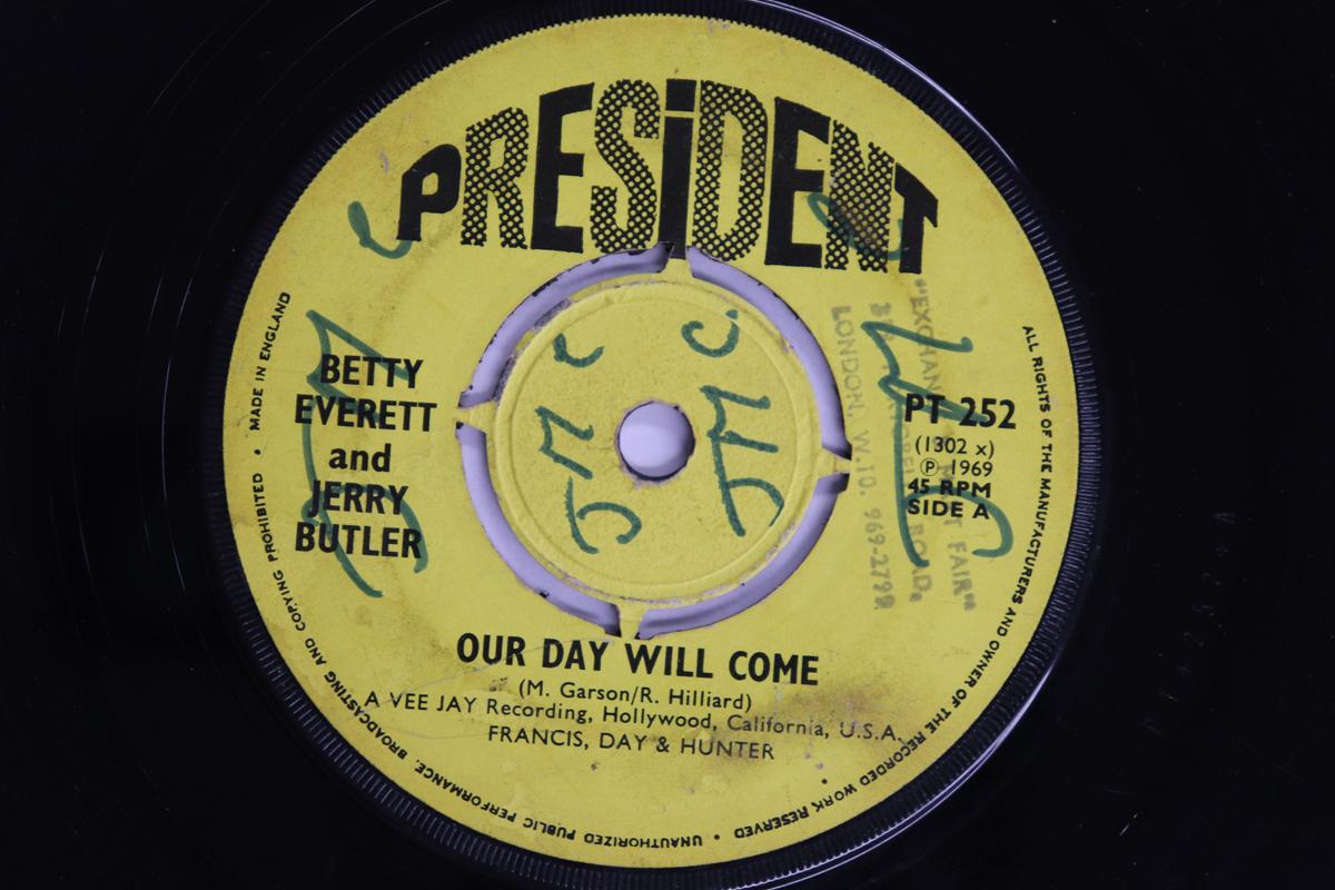 

7-дюймовая пластинка БЕТТИ ЭВЕРЕТТ, ДЖЕРРИ БАТЛЕР - Наш день придет / Просто будь прав PT252 PRESIDENT RECOR 1969 UK Соул/Фанк Б/У