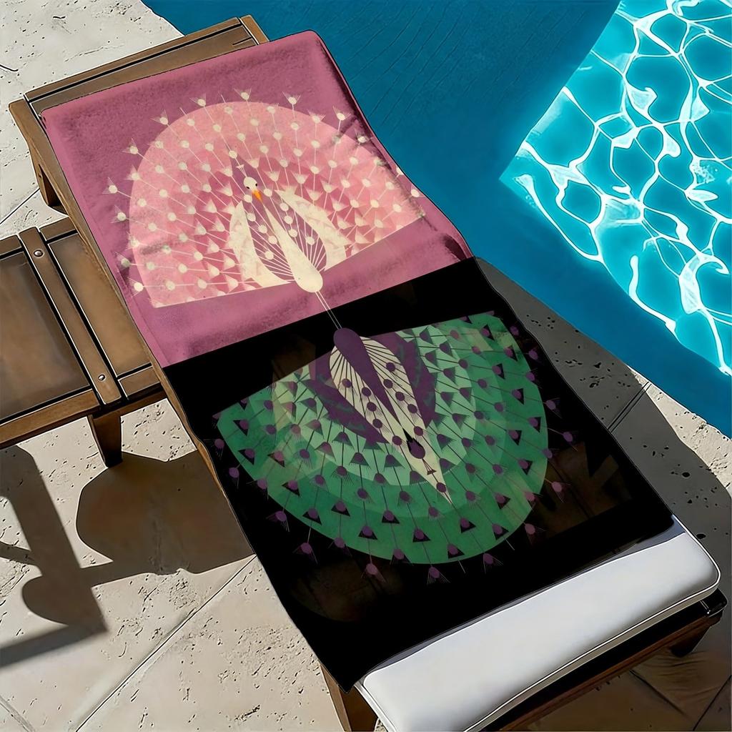 Pink and green peacock pattern polyester microfiber beach towel is highly absorbent, suitable for swimming and beach outings