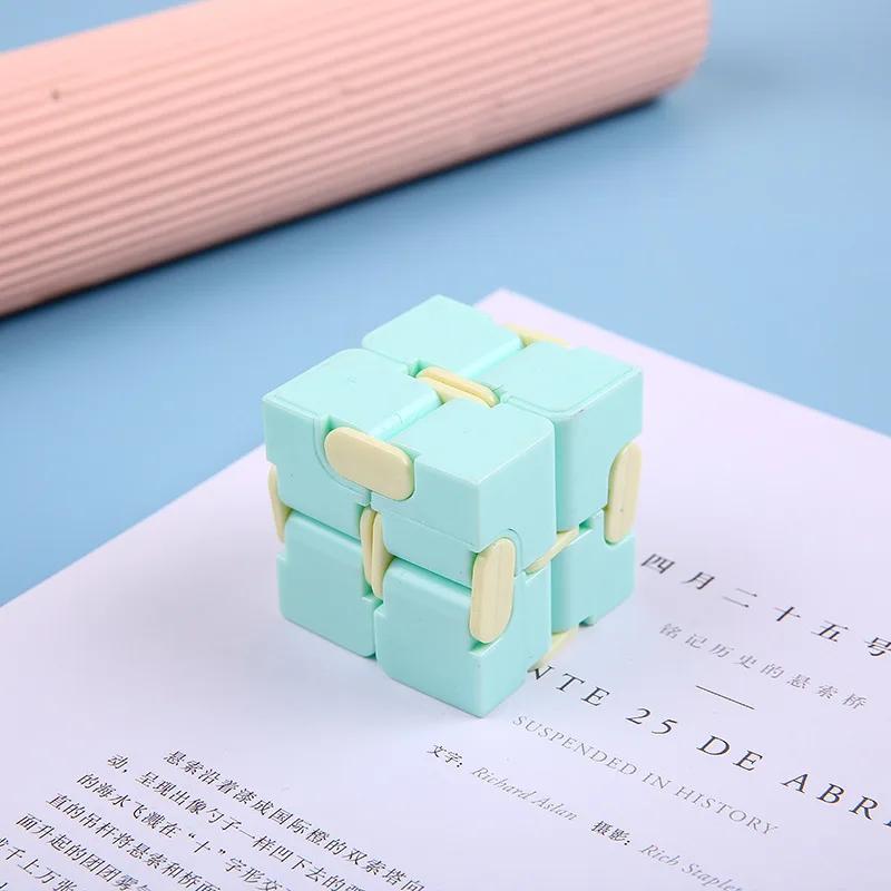 Infinity Cube Anxiety / Stress Relief Creative Puzzle Toys Pocket / Party Favours Flip Magic Cube Children's Educational Toys