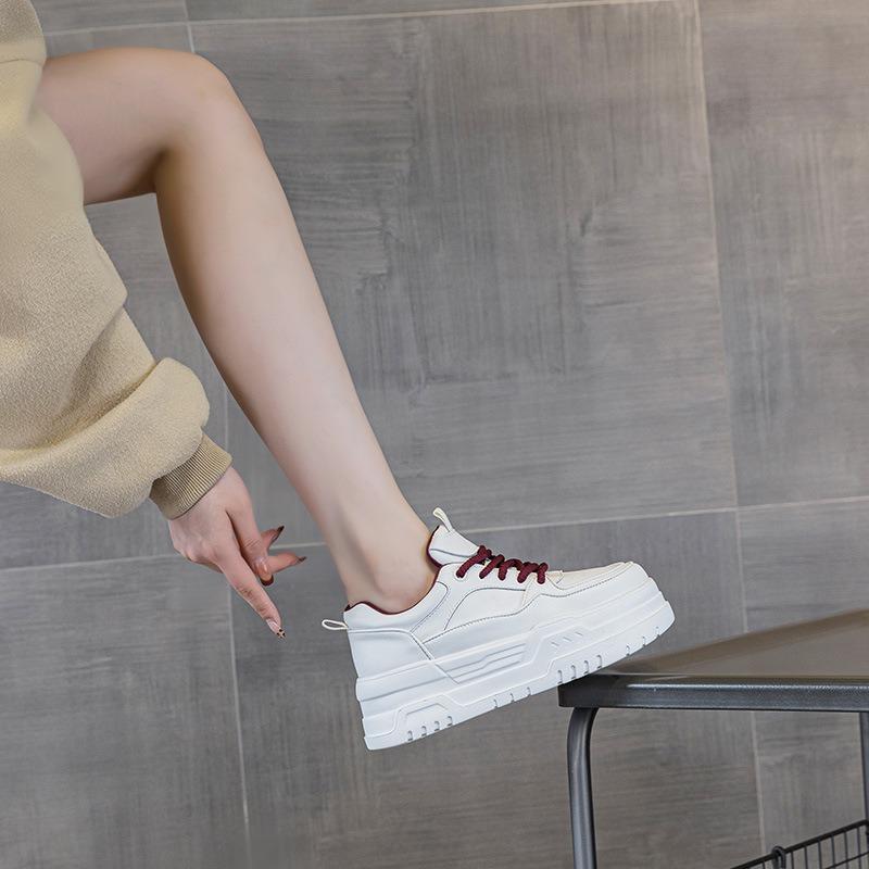Muffin Thick-soled Little White Shoes Women's Autumn and Winter New Velvet Warm, Light and Comfortable Leather Sports and Leisure Shoes