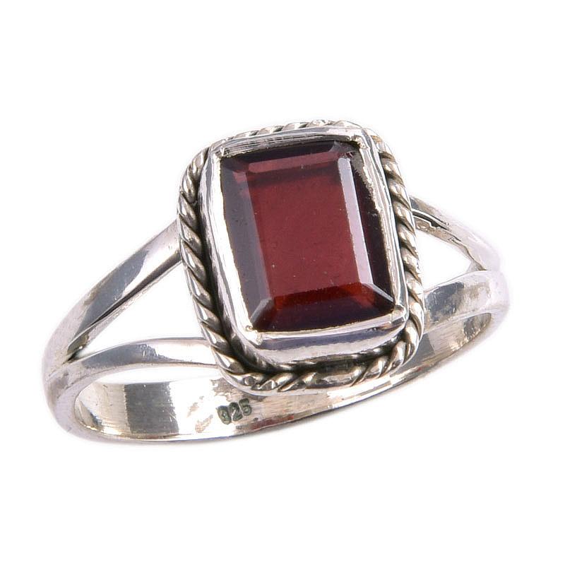 Natural Garnet Gemstone 925 Solid Sterling Silver Jewelry Ring Size 8.5 E9c21