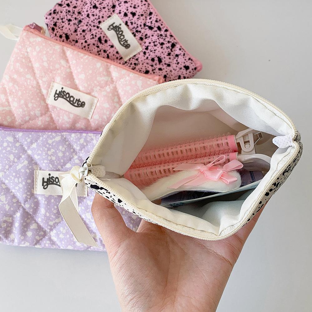 Ins Korean Quilted Coin Purse Coin Pouch Girl Mini Wallet Earphone Data Cable Bag Student Lipstick Makeup Bag Campus Card Holder