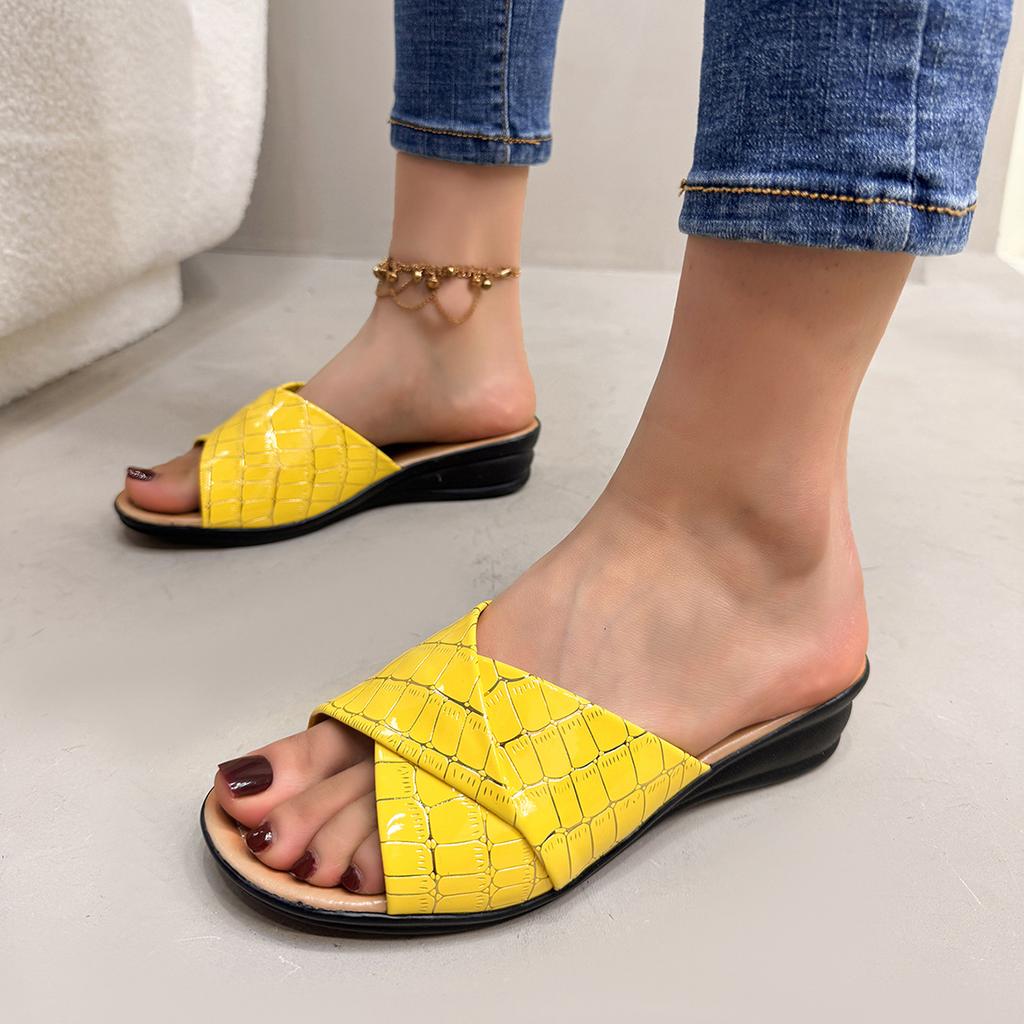 New Summer Flat Slippers for Women Household Non-slip Women's Shoes Low Heels Wedge Sandals Soft Indoor Slippers Women
