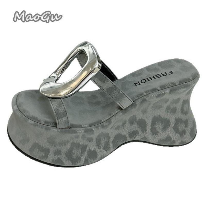 Fashion Metal Decors Thick Bottom Women's Wedge Sandals Slip On Leopard Fashion Platform Slippers Summer Footwear Women Beach Sandals