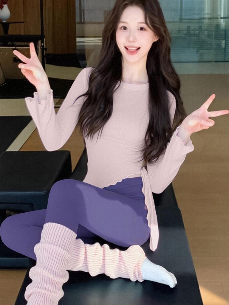 2025 Autumn/Winter Women's Yoga Outfit: Stylish Long Sleeve Slim Fit Top, Perfect for Outdoor and Training.