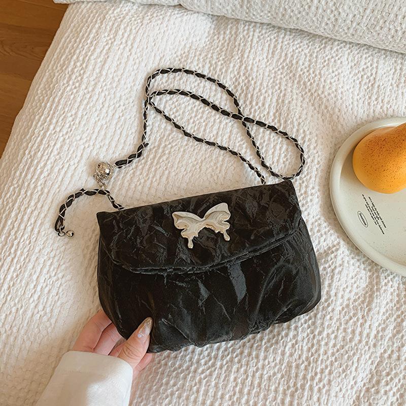 Niche pleated cloud bag small bag women 2025 new spring and summer chain messenger bag work small bag