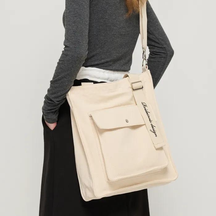 [Worn by Noh Jeong-eui, Hwang In-yeop, Yeo Ju-ha] New Achu Canvas Shoulder Crossbody Bag (Ivory)
