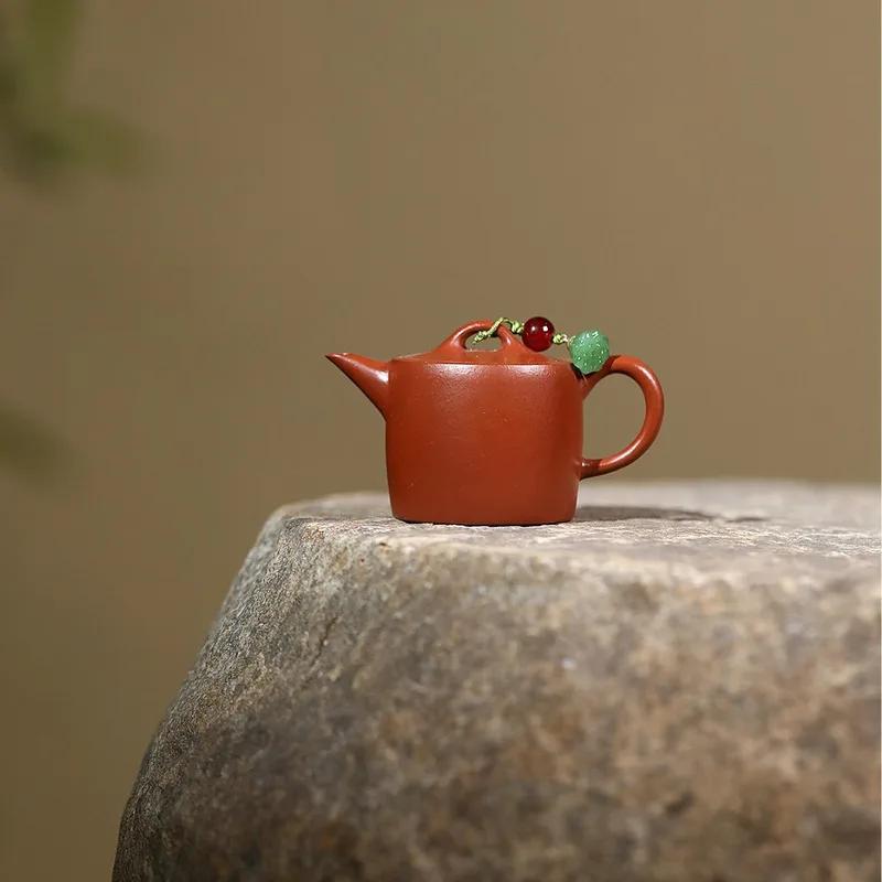 

55ml Yixing purple clay teapot raw ore vermilion clay handmade fingertip teapot Chinese Kung Fu tea set