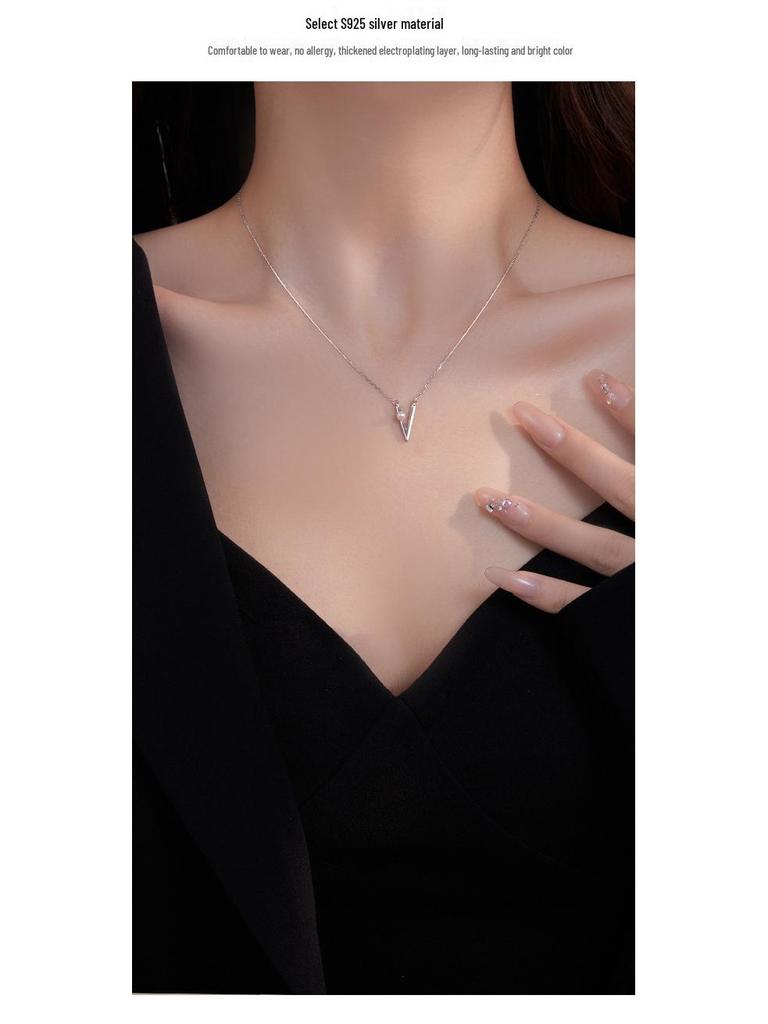 Banyan Tree S925 Silber V-förmige Schlüsselbeinkette für Damen - Closed Eyes Serie
