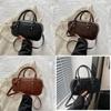 Popular Women's Bag 2024 New Korean Style Crossbody Bag Simple Vintage Bag