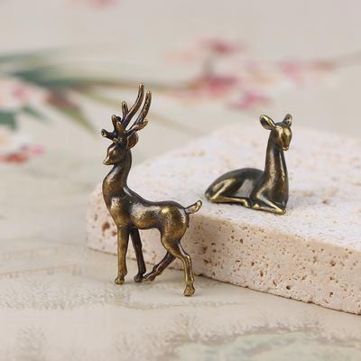 Decoración para el hogar
 – Estatuillas