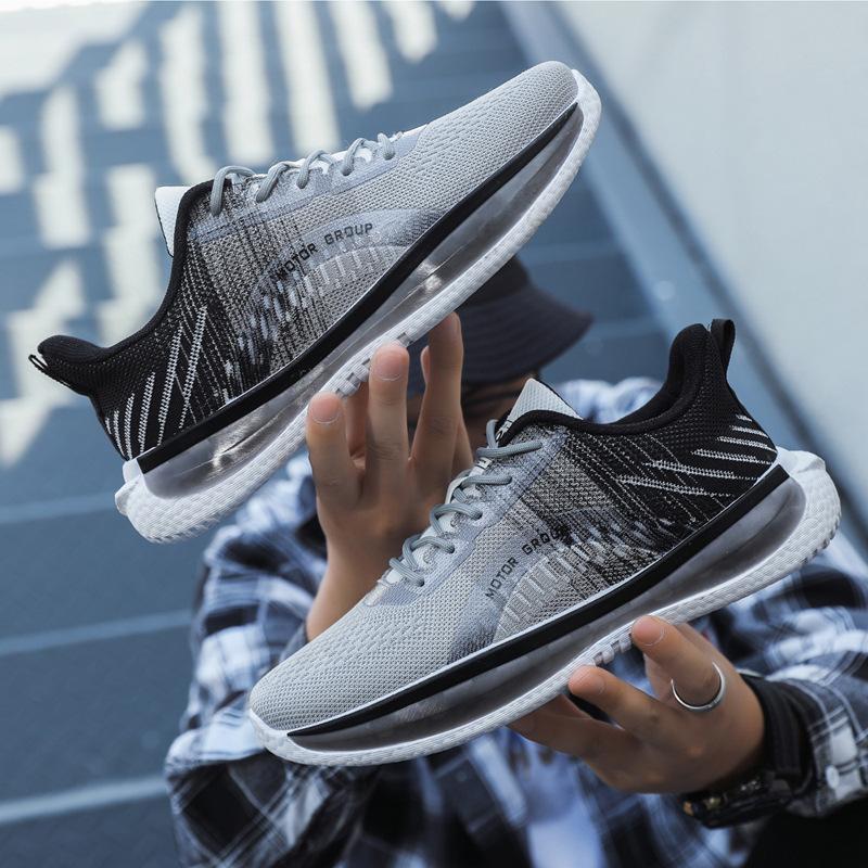 

2025 осень новая мужская обувь летучая трикотажная сетка кроссовки корейская версия тренд повседневная обувь мужская мода спортивная обувь 39