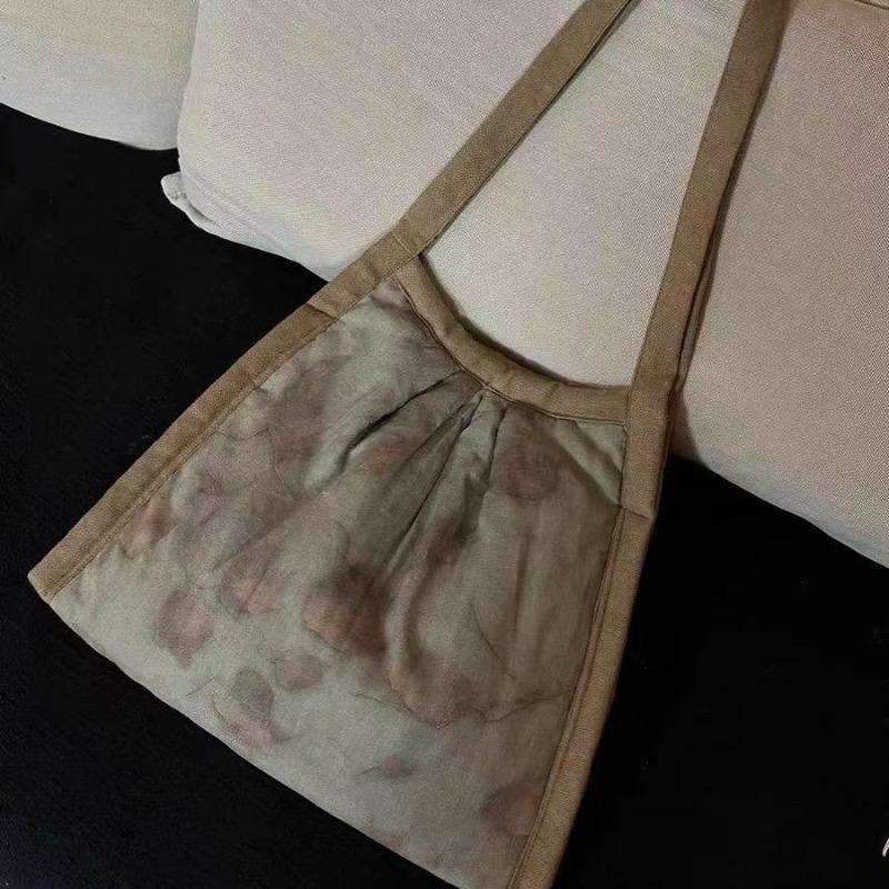 Yai ocsui [autumn maple silence] original new Chinese zen cotton and linen maple leaf picture retro portable shoulder bag women