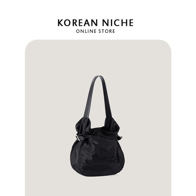 New Niche Design Nylon Cloth Tote Bag Korean Version Large Capacity Fashionable Versatile Single Shoulder Handbag for Women