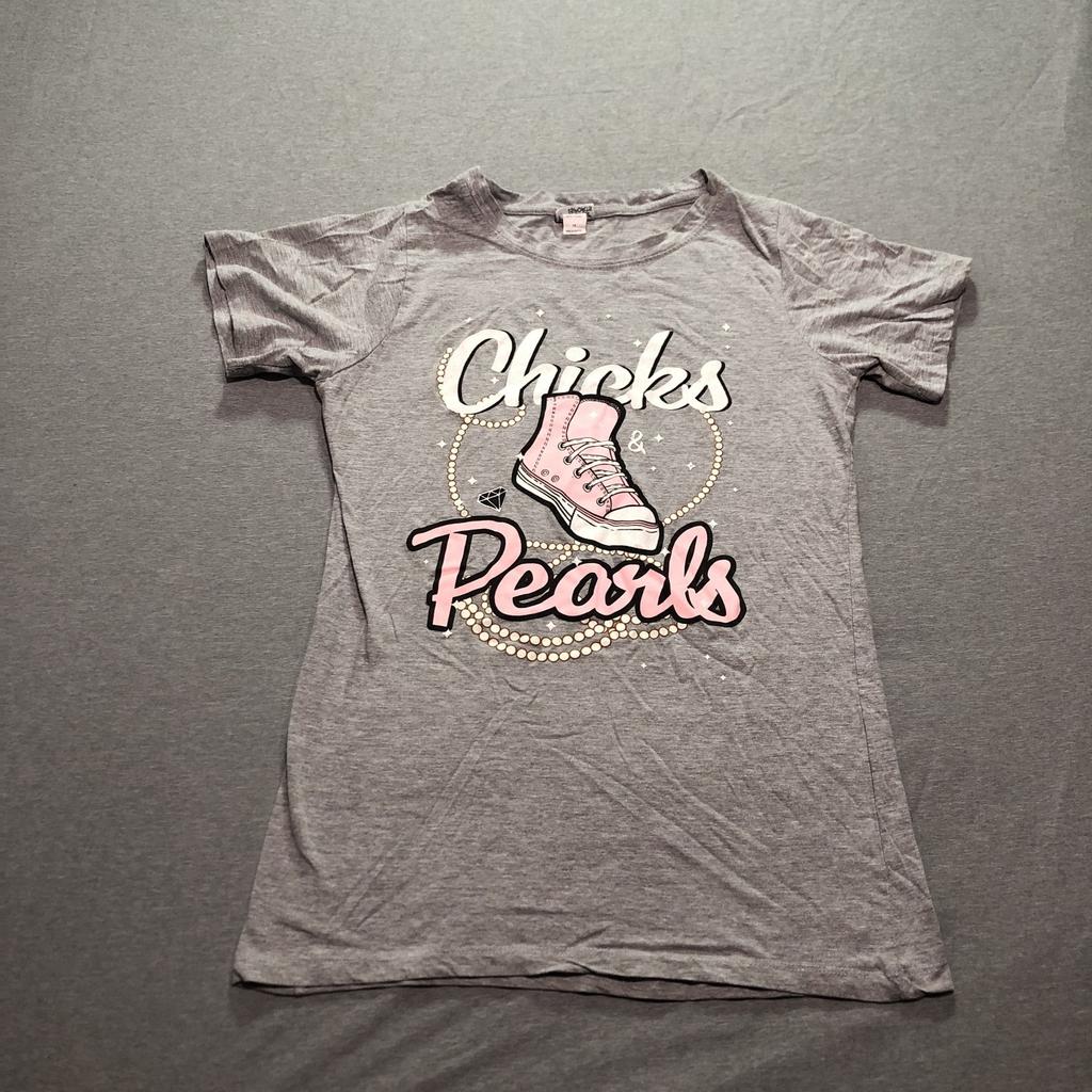 Popular Sports T Shirt Women's 1X Graphic Print Chicks Pearls Lounge Gray Tee