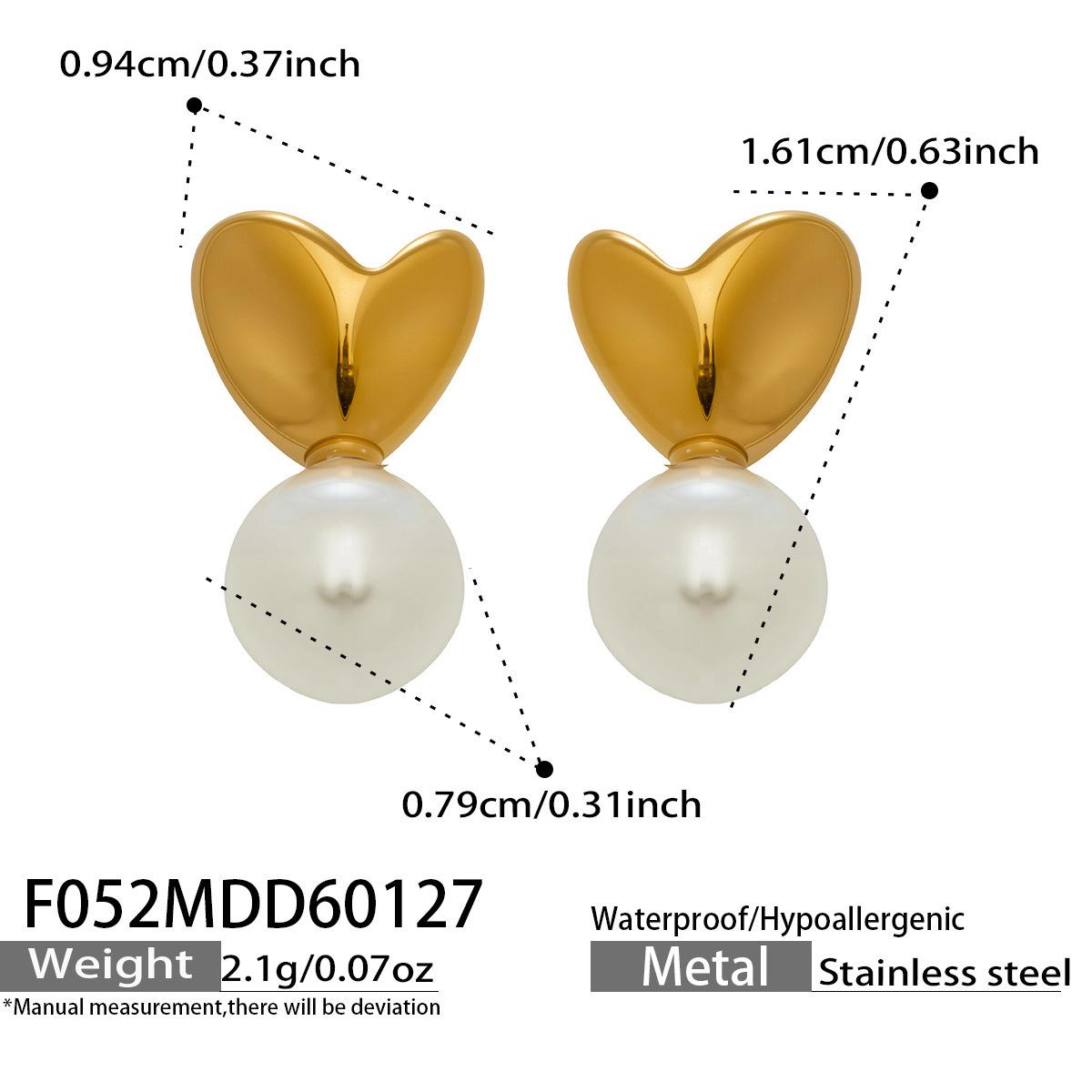 Hepburn-style heart-shaped faux pearl small earrings plated with 18k real gold, exquisite and simple heart-shaped earrings Gold Earrings