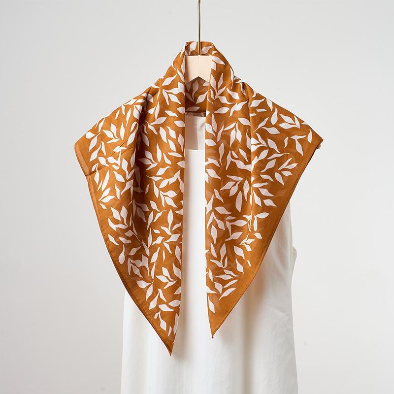Versatile Printed Lightweight Breathable Women Square Neck Scarf For Spring Summer