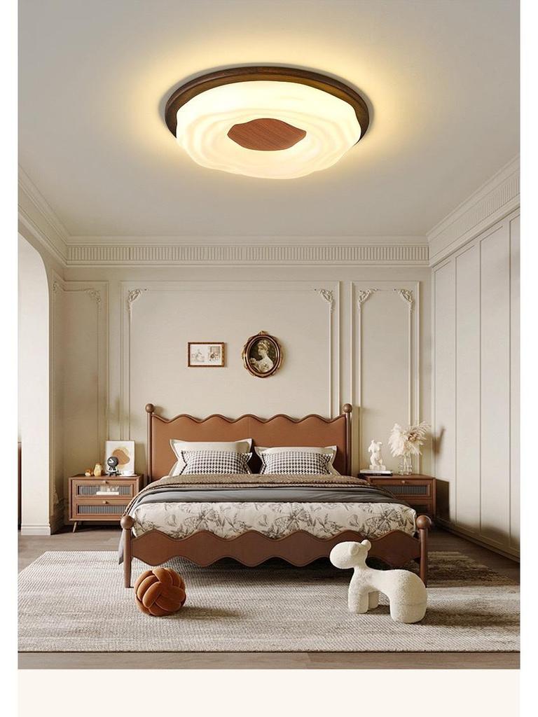 Chinese Retro Mid-Century Zen Ceiling Lamp: Solid Wood, Simple Style for Bedroom or Influencer Room