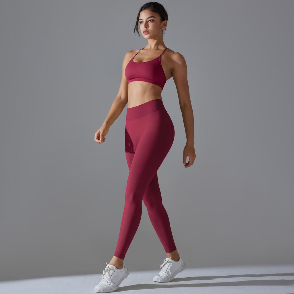 New Seamless Knitted Solid Color Sexy Back Tight Fashion Back V-waist Yoga Suit Running Fitness Set