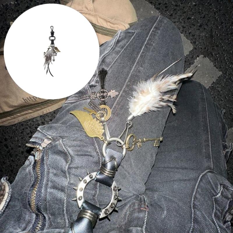 Portachiavi Piuma di Pelle e Crocifisso Ciondolo in Lega Accessorio Moda Articolo Ottimo per Viaggio Regalo Decorazione
