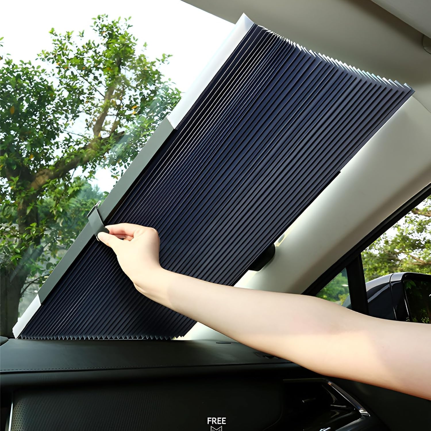 

Roll Type Car Sun Shade Roll Type Car Sun Shade Front [99% Blackout & чёрный