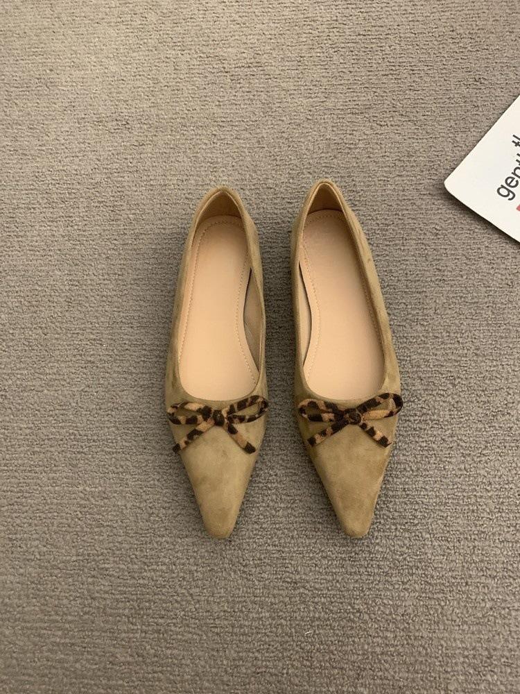 French flat-bottomed pointed black single shoes women's shoes spring and autumn 2025 new summer bow retro commuter ladyshoes