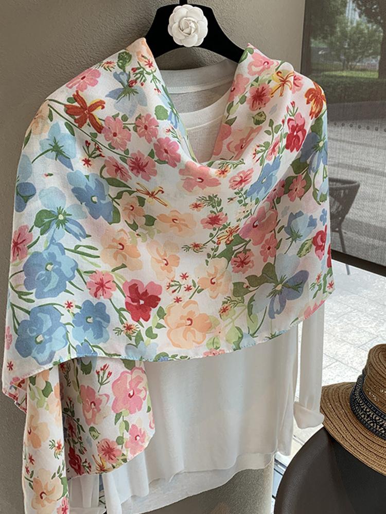 Elegant Women Silk Scarf Wrap Shawl Sweet Floral Print Sunscreen Bandanas Hijab Mujer Scarve Pareo Headscarf Boho Travel Korean