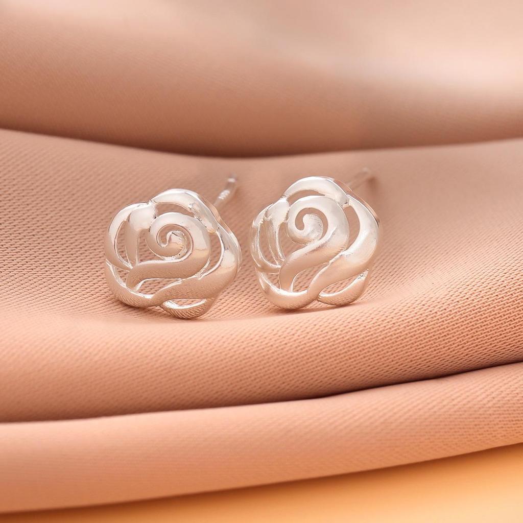 Minimalist Rose Pattern Hollow Flower Stud Earrings