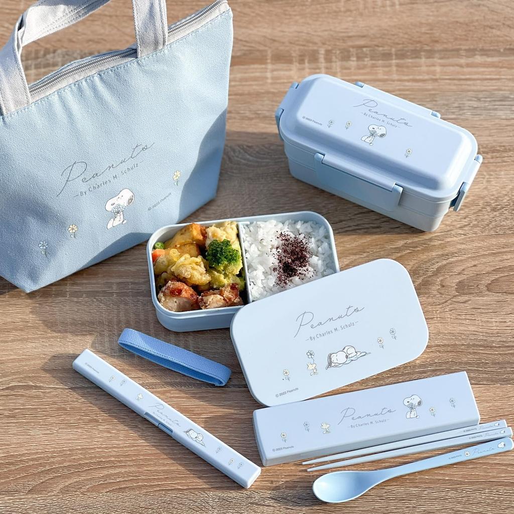 OSK Peanuts Everyday Snoopy Lunch Box with with Chopsticks and Lunch Made in Dishwasher and Microwave for and (OSK) Divider, Blue, 500ml, 16.5cm,