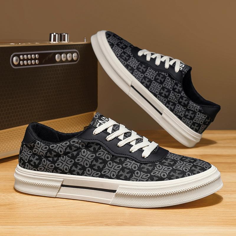 Spring Shoes for Men Canvas Casual Shoes Trend Print Flat Skateboard Shoes Youth Street Cool Sneaker