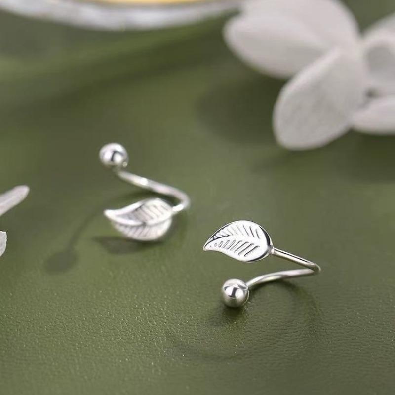 Blattförmige Ohrringe - Perfekt zum Schlafen, ohne sie entfernen zu müssen. Neue Ohrringe für Damen zum Schutz von gestochenen Ohren. Ohrschmuck.