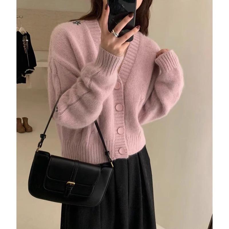Autumn and winter new versatile knitted sweater jacket embroidered milk fufu soft waxy lazy wind knitted cardigan sweater women