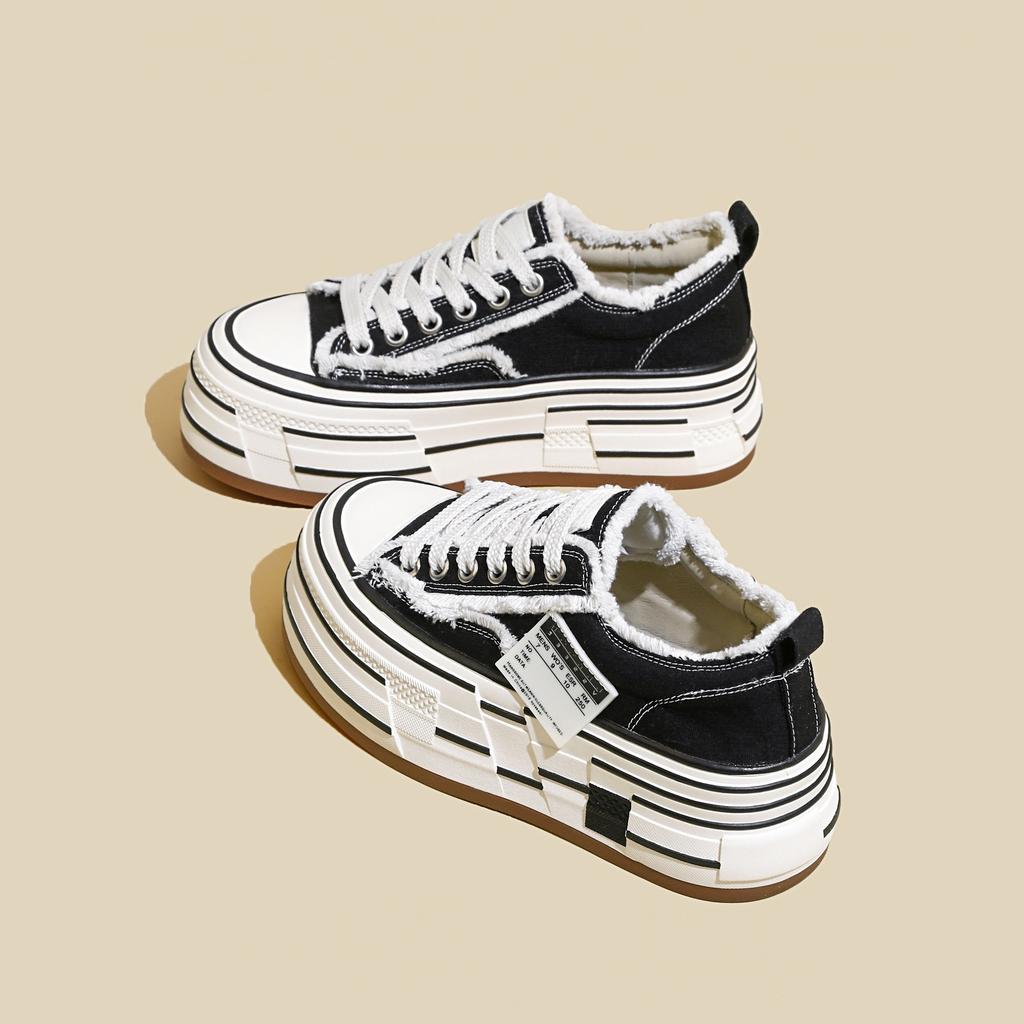 Thick-soled heightening canvas shoes women's 2025 spring new design sense niche pink beggar shoes sports and leisure board shoes