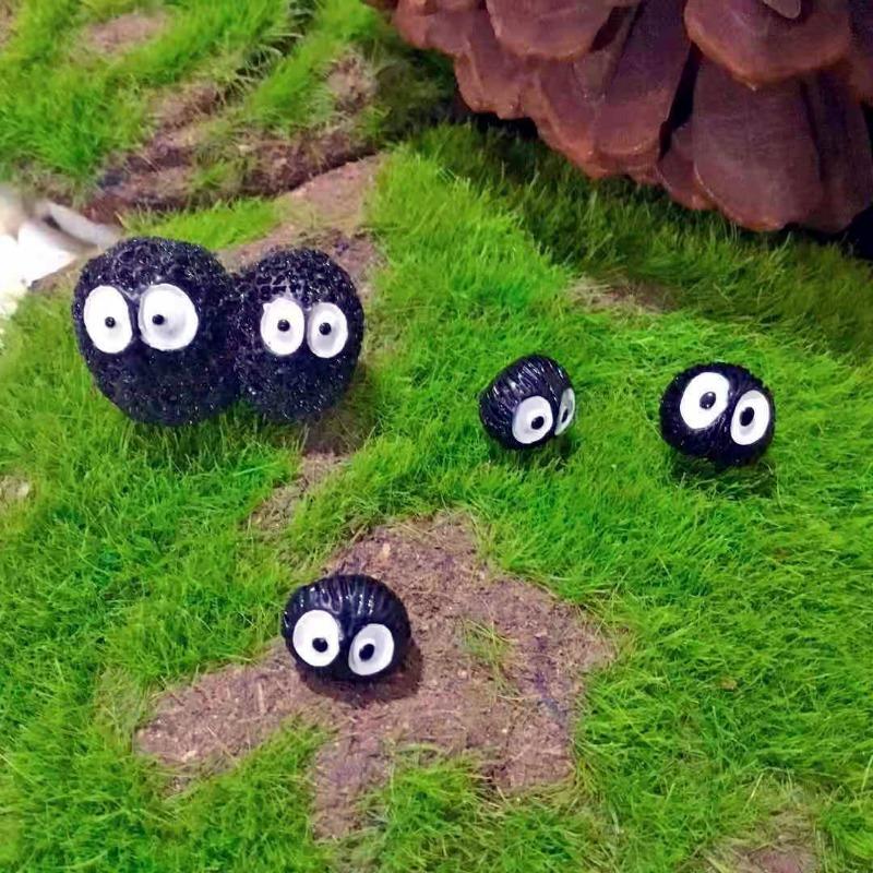 Hayao Miyazaki's Dragon Dust Fairy Strange Little Figurine Moss Micro-landscape Ornament Coal Ball Toy