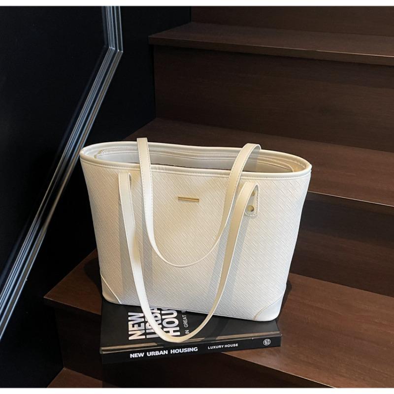 Niche Design Pattern Tote Bag Women's New Trendy Spring Students Commute To Class Shoulder Bag